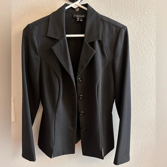 Black Striped blazer with skirt | size 5/6 - Picture 2 of 7